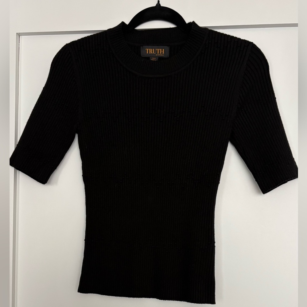 Black sweater by Truth